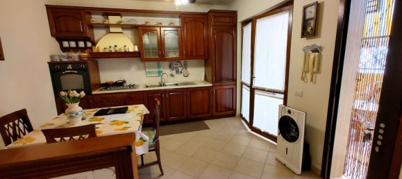 Dúplex de 4 habitaciónes en Nettuno, Italy No. 108980 3