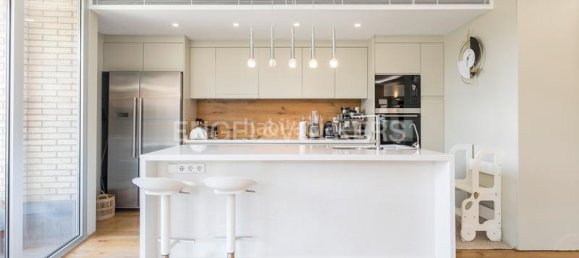 Квартира с 3 спальнями в Сан-Марти, Испания № 144061 9