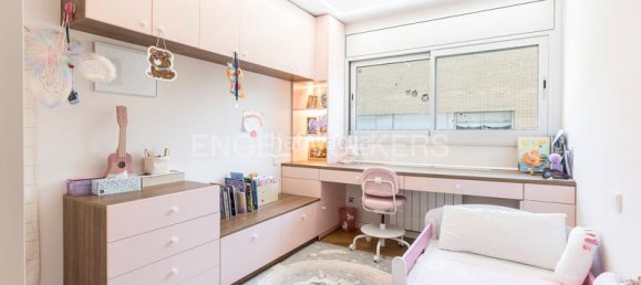 Квартира с 3 спальнями в Сан-Марти, Испания № 144061 19