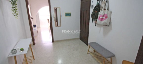 Apartamento de 1 dormitorio en Sliema, Malta No. 9104 20