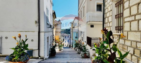 Квартира с 1 спальней в Нумана, Италия № 297770 2