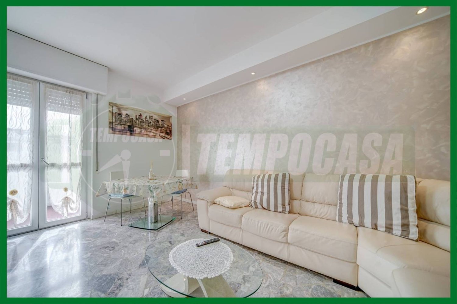 2 غرف نوم شقة في Gallarate, Italy رقم 321522