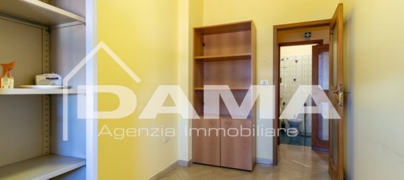 7 bedrooms Office in Forlì, Italy No. 266474 10