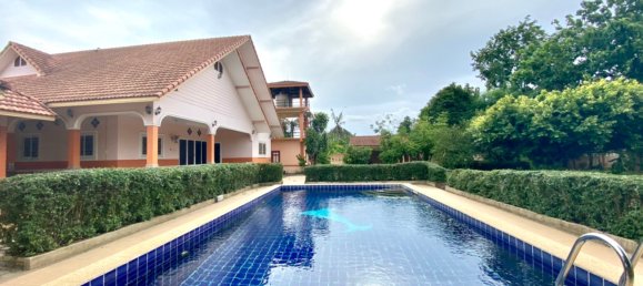 4 bedrooms Cafe / restaurant in Pattaya, Thailand No. 1238 18