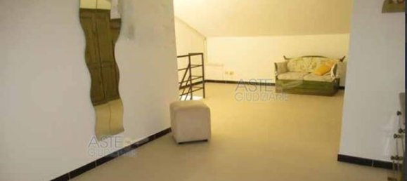 2-salle Appartement à Acireale, Italy No. 204912 17