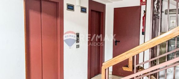 Apartamento de 4 dormitorios en Vigo, Spain No. 190989 8