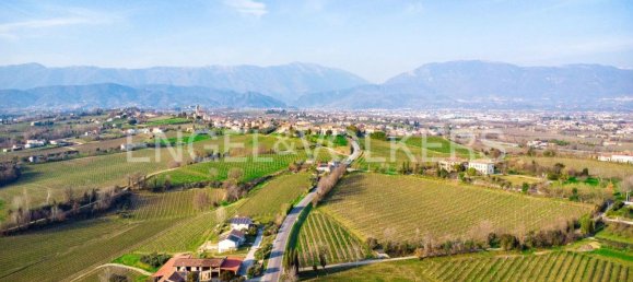 5 rooms Penthouse in Conegliano, Italy No. 128377 12