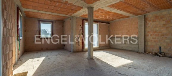 5 rooms Penthouse in Conegliano, Italy No. 128377 13