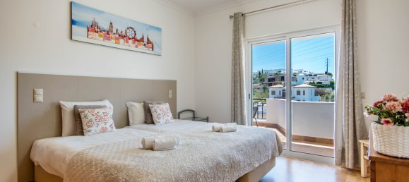 5 bedrooms Villa in Albufeira, Portugal No. 14452 12