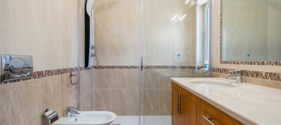 5 bedrooms Villa in Albufeira, Portugal No. 14452 16