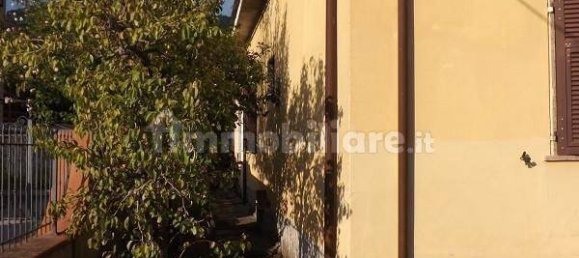 4 bedrooms House in Carrara, Italy No. 50633 3