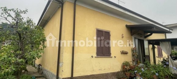 4 bedrooms House in Carrara, Italy No. 50633 2