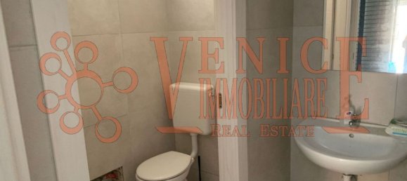 55m² Commercial property in Venice, Italy No. 54944 5