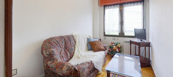 Apartamento de 4 dormitorios en Oviedo, Spain No. 156264 10