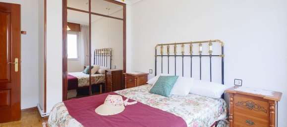 Apartamento de 4 dormitorios en Oviedo, Spain No. 156264 6