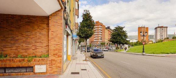 Apartamento de 4 dormitorios en Oviedo, Spain No. 156264 15