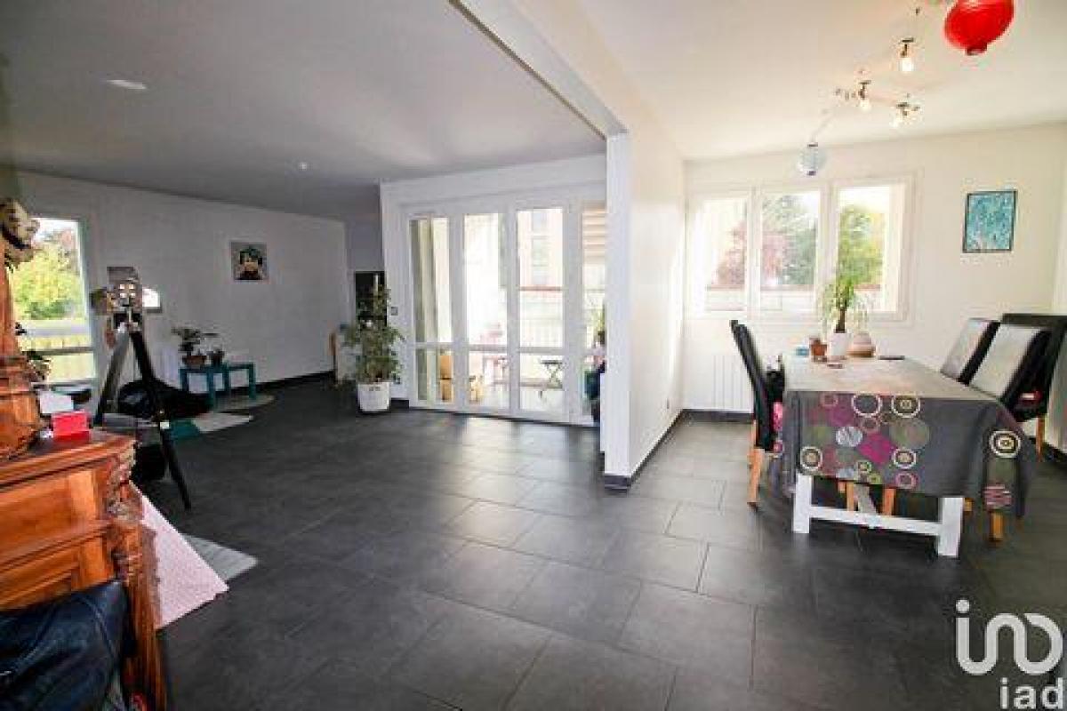 Apartamento com 3 quartos em condomínio em Meaux, France N.º 36193