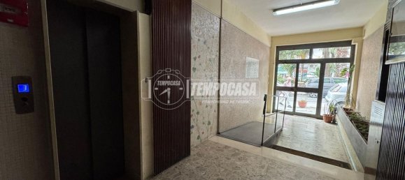 2 bedrooms Apartment in Naples, Italy No. 341565 5