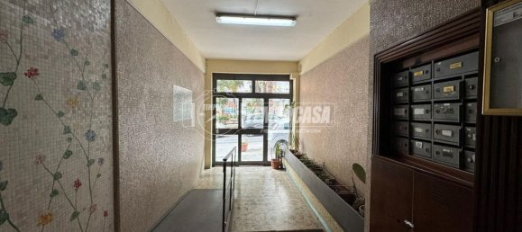 2 bedrooms Apartment in Naples, Italy No. 341565 3