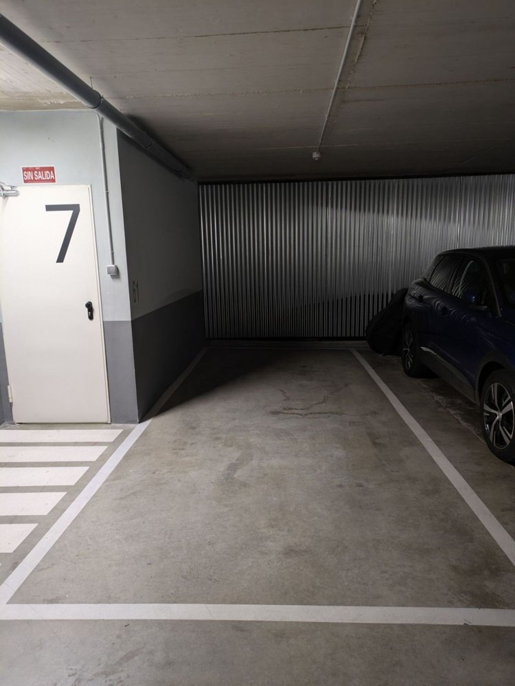 Garage in Rivas-Vaciamadrid, Spain, Nr. 157923