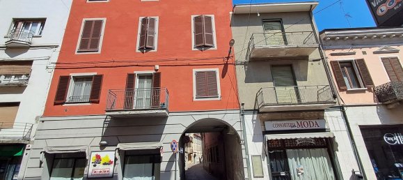 Penthouse T3 em Voghera, Italy N.º 329659 4