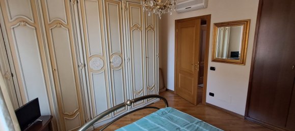 Penthouse T3 em Voghera, Italy N.º 329659 28