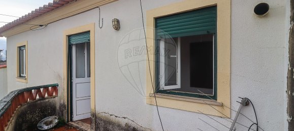 2 bedrooms House in Torres Vedras, Portugal No. 51815 24