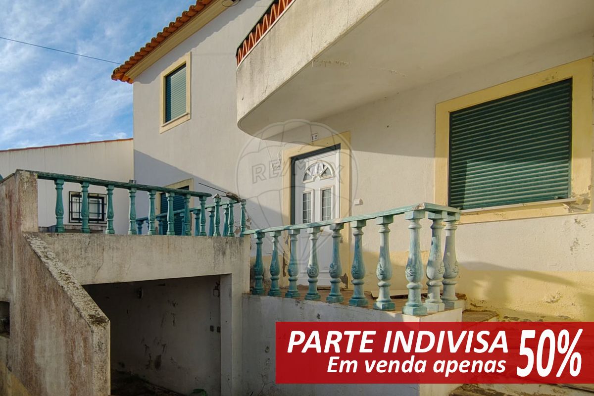 2 bedrooms House in Torres Vedras, Portugal No. 51815