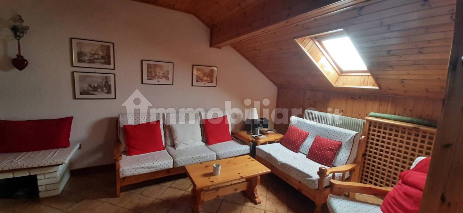 Apartamento de 3 dormitorios en Tonezza del Cimone, Italy No. 260753