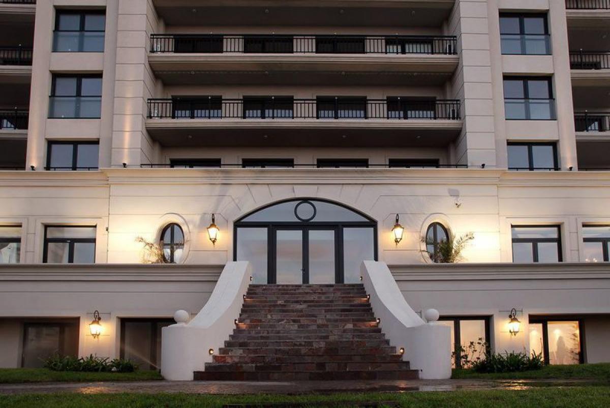 2 bedrooms Apartment in Mar del Plata, Argentina No. 82690