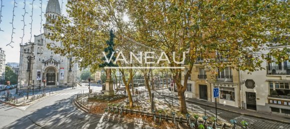 3 rooms Apartment in Paris, France No. 168420 2