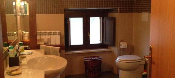 9 rooms House in Avezzano, Italy No. 137524 28