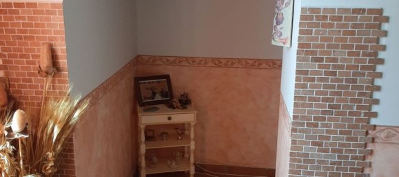 9 rooms House in Avezzano, Italy No. 137524 5