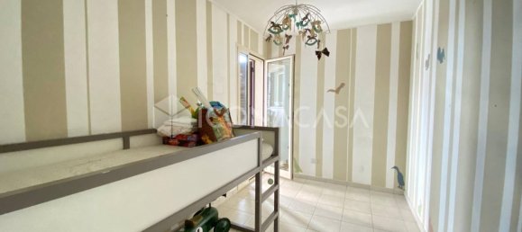 4 rooms Apartment in Bitonto, Italy No. 20214 20