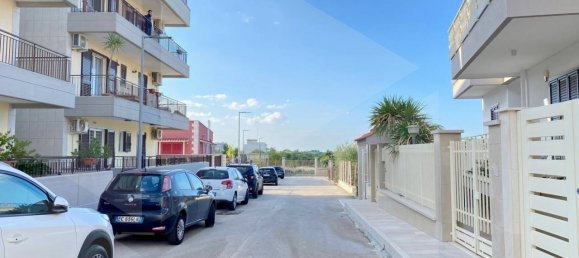 4 rooms Apartment in Bitonto, Italy No. 20214 35