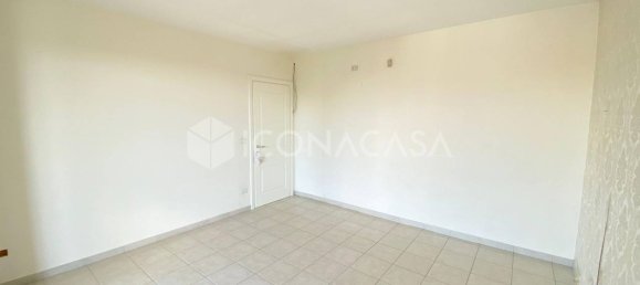 4 rooms Apartment in Bitonto, Italy No. 20214 19