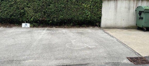 موقف سيارات في Gratschach, Austria رقم 150452 2