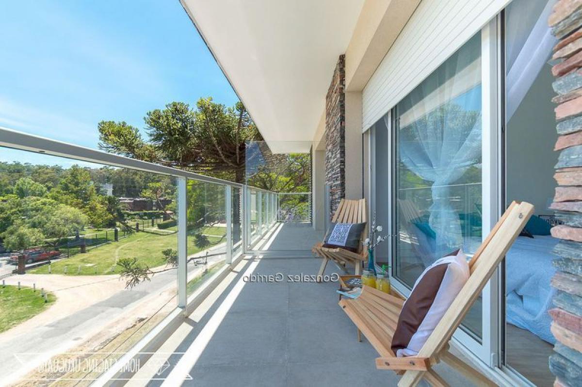 Квартира с 2 спальнями в Монтевидео, Уругвай № 6278