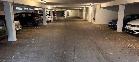 Parkplatz in Niedersachsen, Germany, Nr. 346628 2