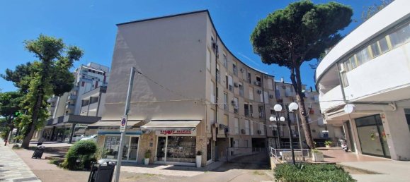 3 rooms Apartment in Comacchio, Italy No. 114367 6