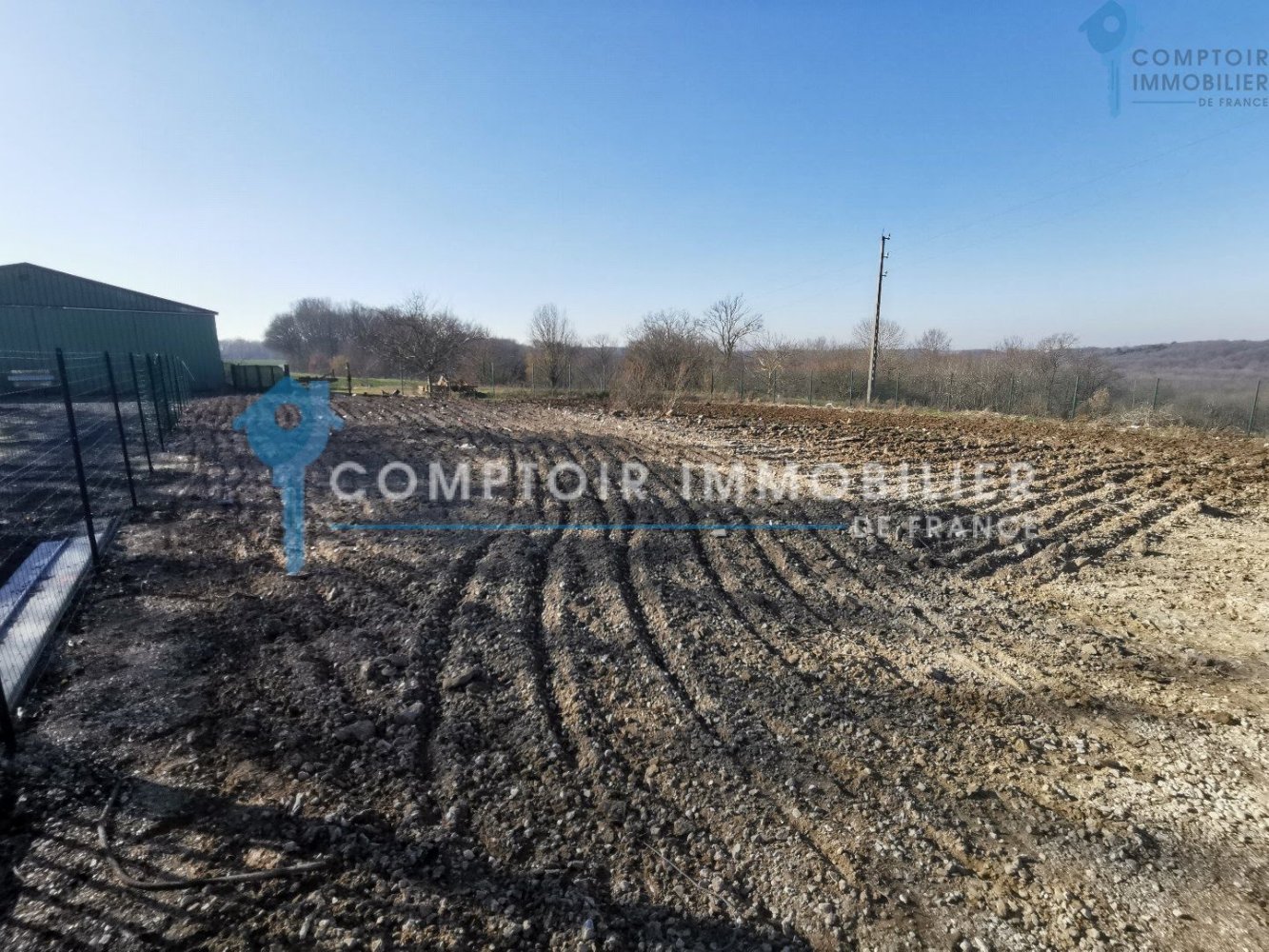 421m² Land in Boissy-le-Sec, France No. 181330