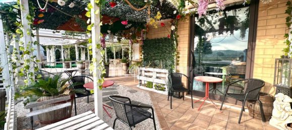 3 rooms Commercial property in Porto Recanati, Italy No. 149333 2