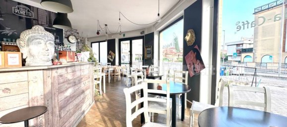 3 rooms Commercial property in Porto Recanati, Italy No. 149333 15