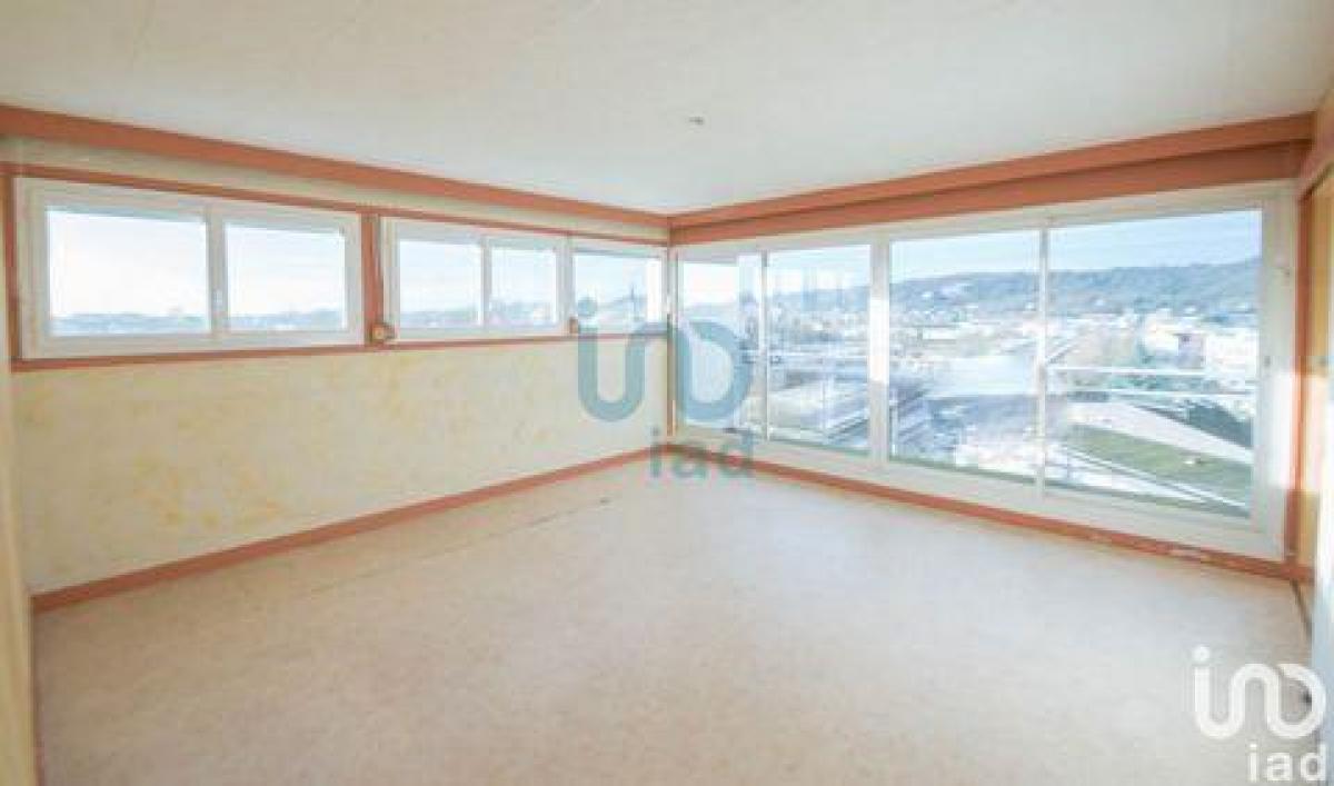 Кондоминиум  с 2 спальнями в Санс, Франция № 10018