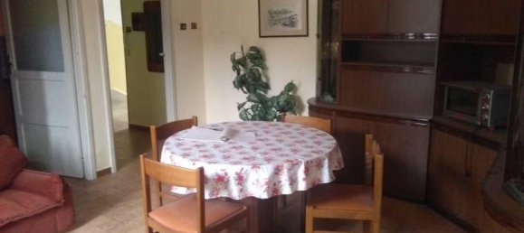 3 rooms Apartment in Maiolati Spontini, Italy No. 230603 10