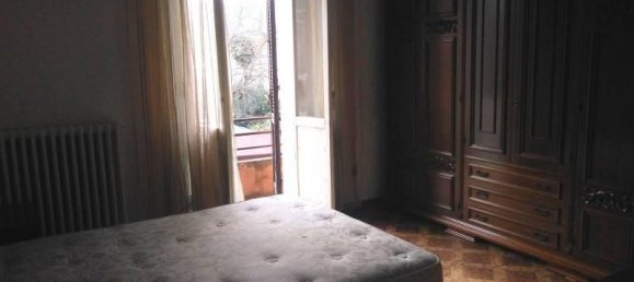 3 rooms Apartment in Maiolati Spontini, Italy No. 230603 4