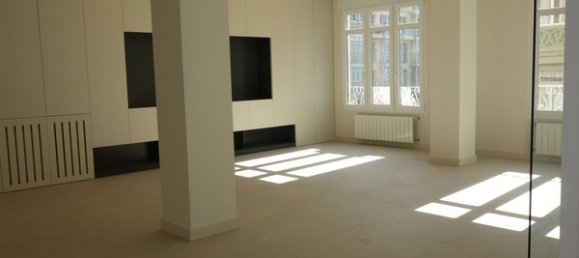 4 bedrooms Apartment in Valencia, Spain No. 93925 40