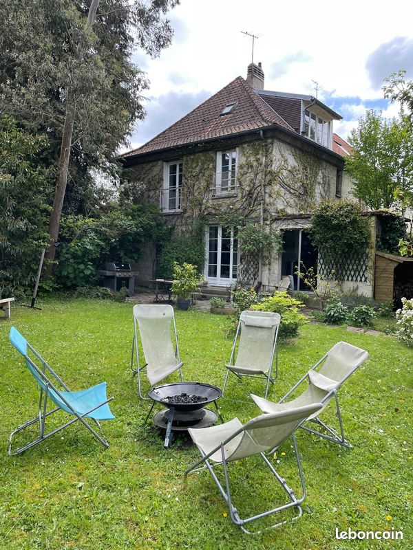 4 bedrooms House in La Celle-Saint-Cloud, France No. 322199