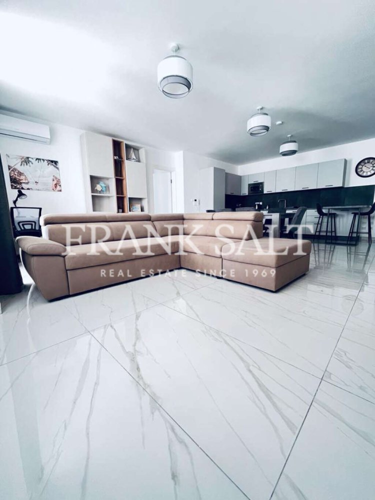 2 bedrooms Apartment in Sliema, Malta No. 11338