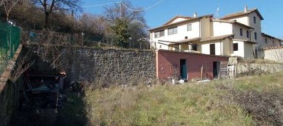 4 rooms Apartment in Figline e Incisa Valdarno, Italy No. 194923 3
